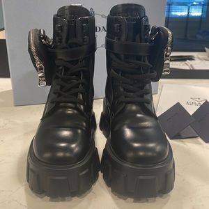Monolith and Leather Re-Nylon boots with pouch - PRADA
